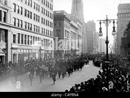 St. Patricks Day Parade in New York City, um 1910-1915 Stockfoto