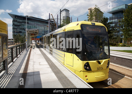 Metrolink Tram-Station in MediaCityUK Salford Quays Manchester UK Stockfoto