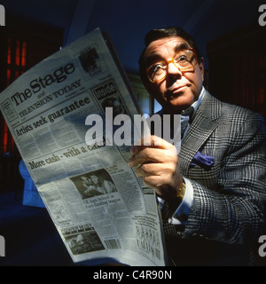 Porträt von Komiker, Entertainer und Promi Ronnie Corbett Stockfoto