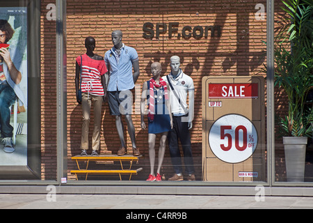 Stadt von London Schaufenster Display in neue Änderung Juni 2011 Stockfoto