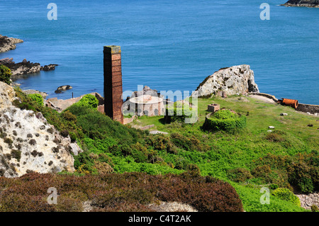 Ruinen von Porth Wen Ziegelei Cemaes Bay Anglesey Ynys Mon Gwynedd Wales Cymru UK GB Stockfoto