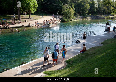 Austin, Texas - Barton Springs Pool im Zilker Park Stockfoto