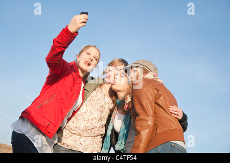 Jugendliche im freien fotografieren Stockfoto