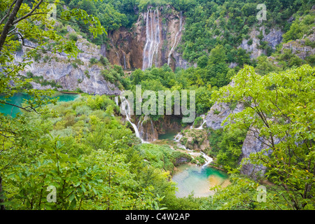 Der große Wasserfall, Veliki slap, Plitvicka Jezera, Nationalpark Plitvicer Seen, Lika-Senj, Kroatien Stockfoto