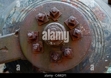 Oberen Rand der Glocke an der St. Raphael Kirche Ruinen, Glengarry, Ontario. Stockfoto