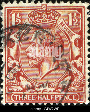 Vereinigtes Königreich - ca. 1912 bis 1924: eine englische verwendet drei Halfpence Brown Briefmarke zeigt Porträt von König George V Stockfoto