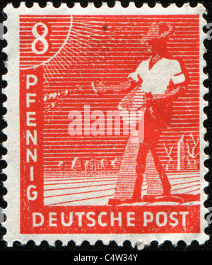 Deutschland-ca. 1947: eine Briefmarke gedruckt in Deutschland zeigt Sämann, ca. 1947 Stockfoto