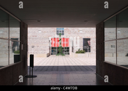 Belem von Lissabon das Museu Coleccao Berardo-Museum für moderne Kunst-Teil des Gebäudes CCB Centro Cultural de Belém Stockfoto