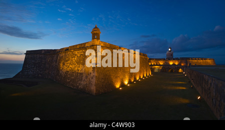 Old San Juan, Puerto Rico Fort San Felipe del Morro bei Sonnenuntergang Stockfoto