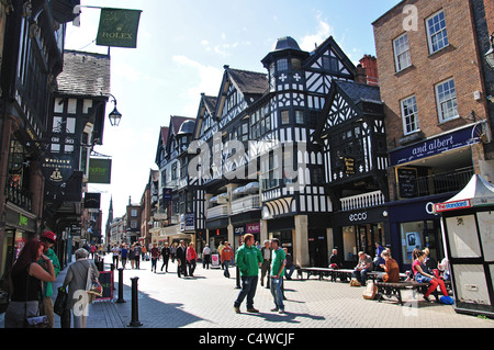 Die Zeilen, Eastgate Street, Chester, Cheshire, England, Vereinigtes Königreich Stockfoto