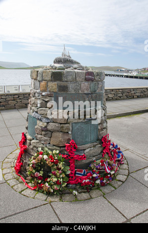 Schottland, Shetland-Inseln, Festland, Scalloway (in der Nähe von Lerwick). Denkmal für den Shetland Bus. Stockfoto