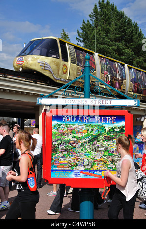Monorail und Park-Karte, Alton Towers Themenpark Alton, Staffordshire, England, Vereinigtes Königreich Stockfoto