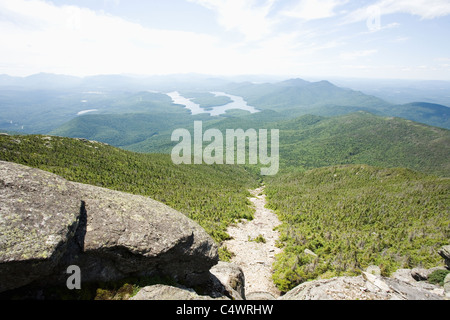 USA, New York State, Ansicht von Adirondack Mountains mit Lake Placid im Hintergrund Stockfoto