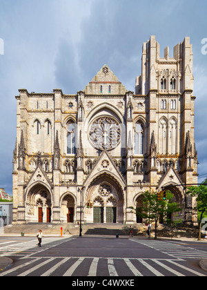 Kathedrale Des Heiligen Johannes Der Gottliche New York City Stockfotografie Alamy