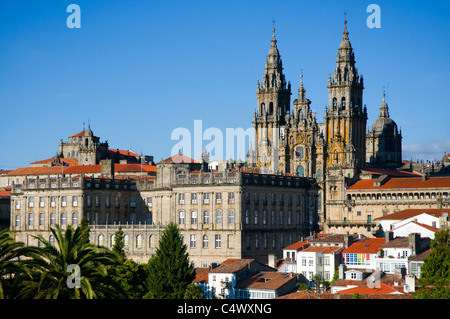 Kathedrale von Santiago De Compostela dominiert die Skyline der Stadt. Stockfoto