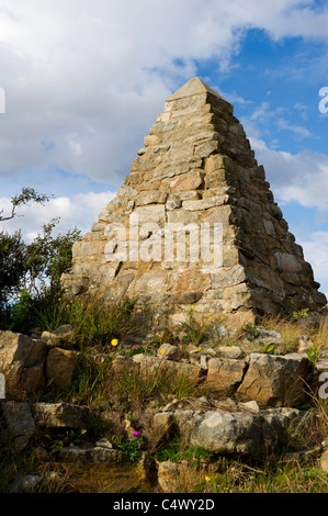 Denkmal zur Erinnerung an Piet Retief und seine Partei auf Voortrekker Pass, Freistaat, Südafrika Stockfoto