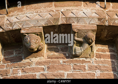 Groteske Konsolen auf Kilpeck Kirche Herefordshire England UK Stockfoto