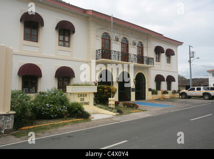 Ansicht des Büros der Stadtverwaltung in Penonomé City, Provinz Coclé, Panamá. Stockfoto