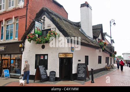 aus dem 16. Jahrhundert das Pferd & Jockey Pub, Hope Street, Wrexham, Wrexham County Borough, Wales, Vereinigtes Königreich Stockfoto