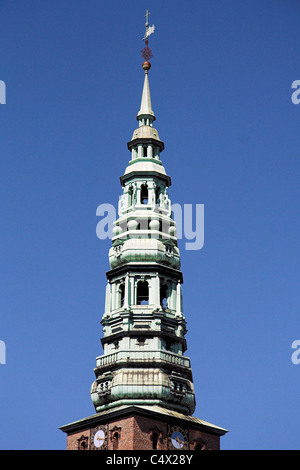 Turm der St.-Nikolaus-Kirche, Kopenhagen, Dänemark Stockfoto