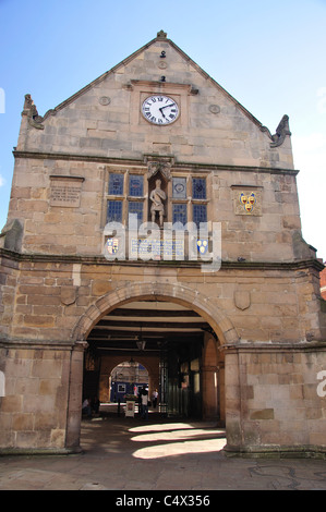 Alte Markthalle im Quadrat, Shrewsbury, Shropshire, England, Vereinigtes Königreich Stockfoto