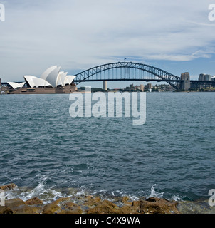 Das Sydney Opera House und Harbour Bridge von Frau Macquaries Point New South Wales Australien Stockfoto