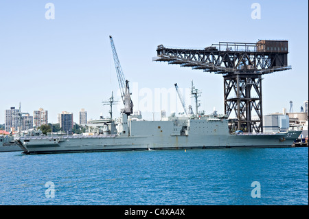 HMAS Manoora 52 Plattform amphibische Landungsschiff auf Garden Island Dockyard Sydney New South Wales Australien angedockt Stockfoto