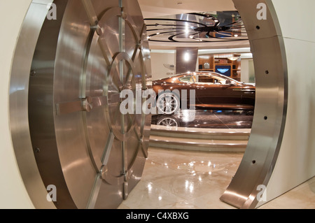 Galpin Motor Club Aston Martin Showroom. Stockfoto