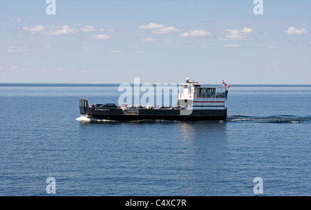 Eine Autofähre am Lake Michigan ist auf dem Weg von Washington Island, Wisconsin mit dem Festland. Stockfoto