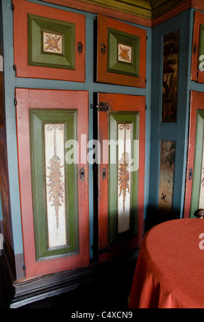 Norwegen, Bergen. Hanseatische Museum, eines der ältesten und besten erhalten Holzbauten in Bergen, original Interieur. UNESCO. Stockfoto