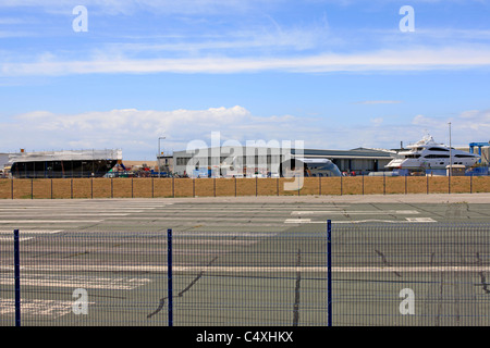 Große private Schiff Baufirma Portlands neue Gewerbegebiet in Dorset Stockfoto