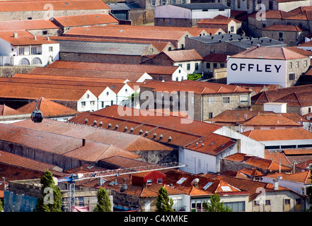 Portwein-Lagerhallen in Porto, Portugal Stockfoto