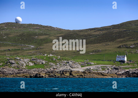 NATS Radarkuppel auf der Insel Tiree, Inneren Hebriden, Schottland Stockfoto