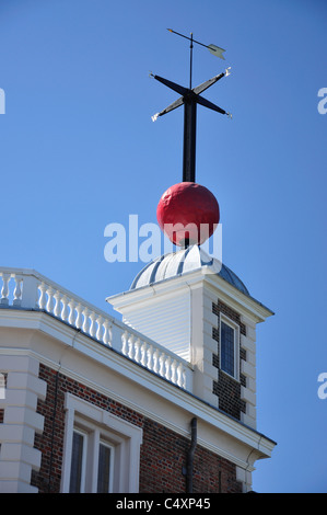 Der Zeitball auf Octagon Zimmer, Royal Obesrvatory, Greenwich Borough of Greenwich, Greater London, England, Vereinigtes Königreich Stockfoto