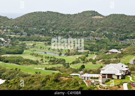 Golfplatz im Canouan Estate Resort & Villas in Carenage Bay, Canouan Island, St. Vincent & die Grenadinen. Stockfoto