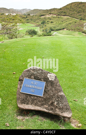 Golfplatz im Canouan Estate Resort & Villas in Carenage Bay, Canouan Island, St. Vincent & die Grenadinen. Stockfoto