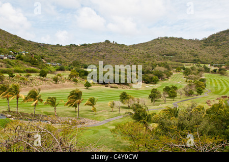 Golfplatz im Canouan Estate Resort & Villas in Carenage Bay, Canouan Island, St. Vincent & die Grenadinen. Stockfoto