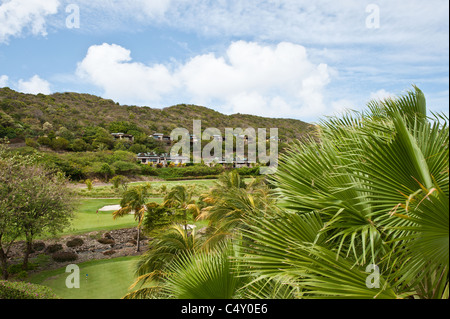 Golfplatz im Canouan Estate Resort & Villas in Carenage Bay, Canouan Island, St. Vincent & die Grenadinen. Stockfoto