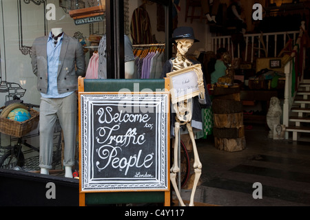 Traffic People Shop, Dray Walk in Old Truman Brewery, Brick Lane, London Stockfoto