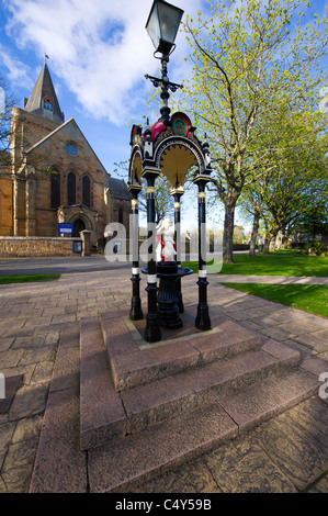 Dornoch Kathedrale und der Cherub Brunnen Stockfoto