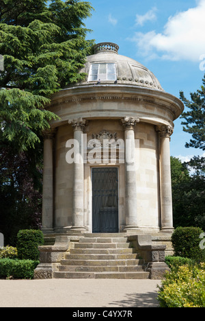 Jephson Gärten in der Regency Ort Leamington Spa in Warwickshire, UK Stockfoto