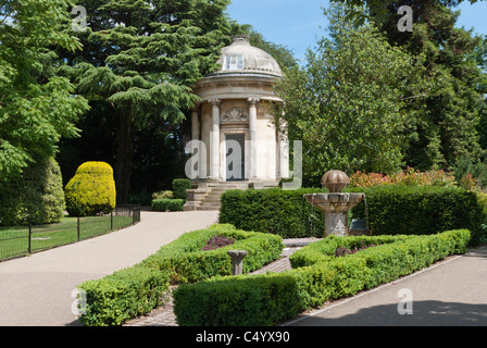 Jephson Gärten in der Regency Ort Leamington Spa in Warwickshire, UK Stockfoto