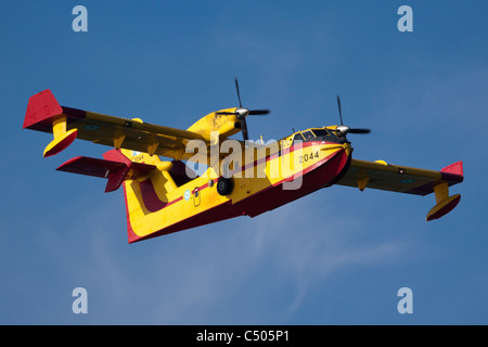 Canadair CL-415GR Brandbekämpfung Flugzeug fotografiert in Israel Dezember 2010 der griechischen Luftwaffe Stockfoto