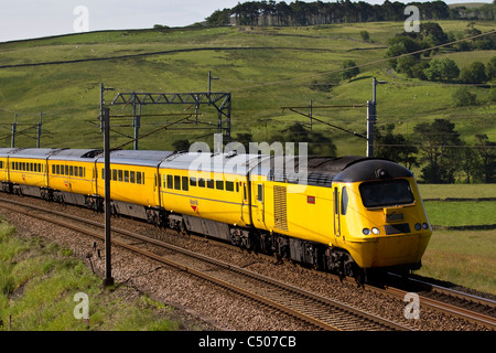 John Arnott Train   Network Rail neue NMT Ingenieure testen und Messung Zug HST West Coast Line, Shap, Cumbria, UK Stockfoto