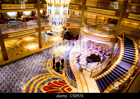 Atrium-Lobby, Disney Dream, Disney Cruise Line Stockfoto