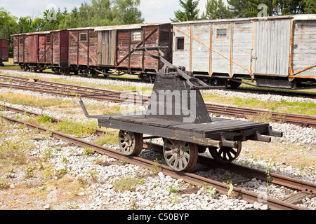 Alte Wagen im Eisenbahnmuseum, Uzicka Pozega, Serbien Stockfoto