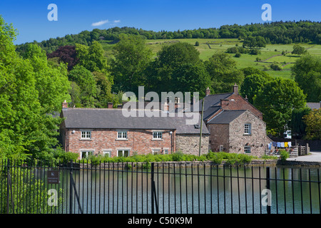 Cromford Mühlenteich (Greyhound Teich), Cromford Dorf, Derbyshire, England UK Stockfoto