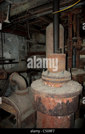 Innenraum des Vierschrötigkeit Pumpstation, gebaut in viktorianischen Zeiten von Joseph Bazalgette als Teil der Themse Kanalisation. Stockfoto