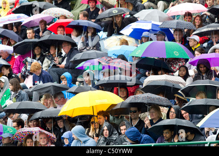 Regen bei den Wimbledon Tennis Championships 2011 All England Club, Wimbledon, London, Großbritannien. Foto: Jeff Gilbert Stockfoto