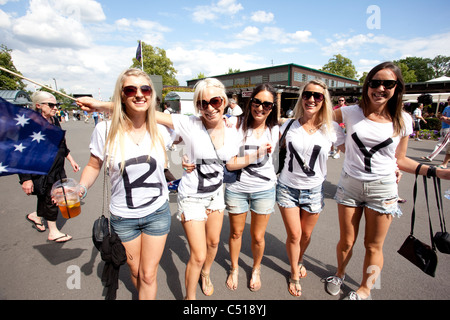 Australische Bernard Tomic Fans bei The Wimbledon Tennis-Meisterschaften, Wimbledon, London, United Kingdom.Photo:Jeff Gilbert Stockfoto